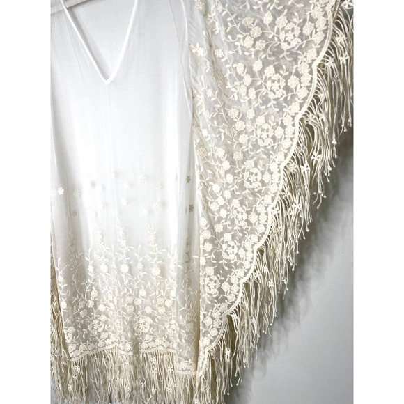 ALICE + OLIVIA Embroidered Accent Cover-Up XS/S - Picture 4 of 8
